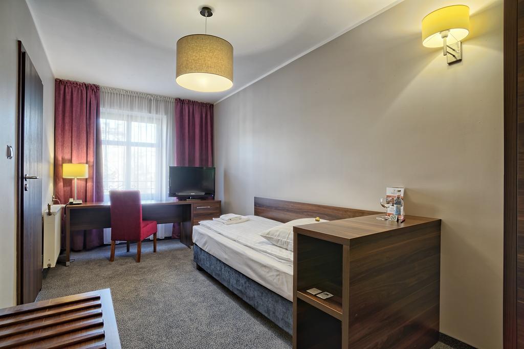 Hotel Kamieniczka Legnica Chambre photo