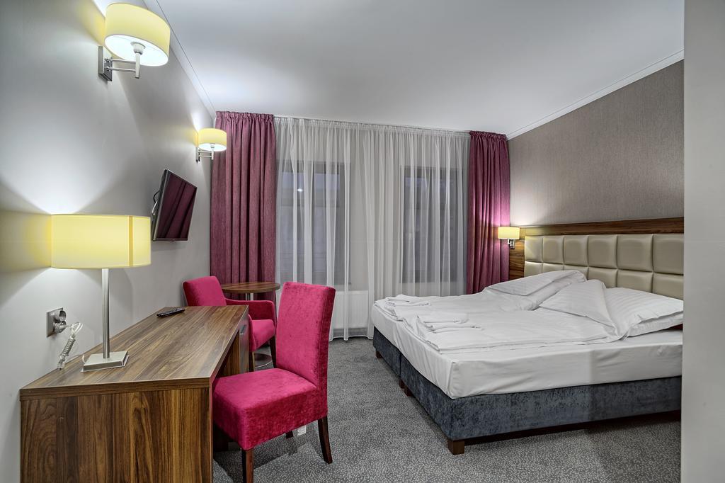 Hotel Kamieniczka Legnica Chambre photo